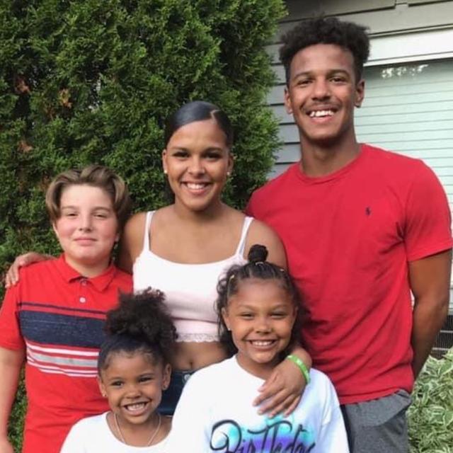 DeVon Thompson's profile