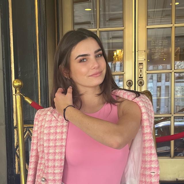 Alessandra Shires's profile