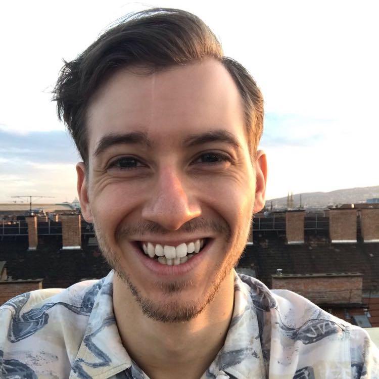 Tamas's headshot
