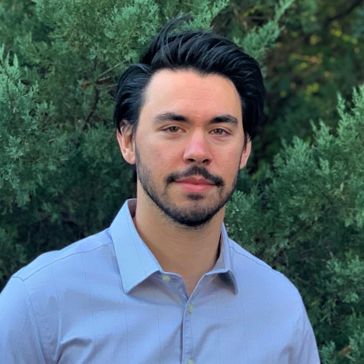 Stephen's headshot