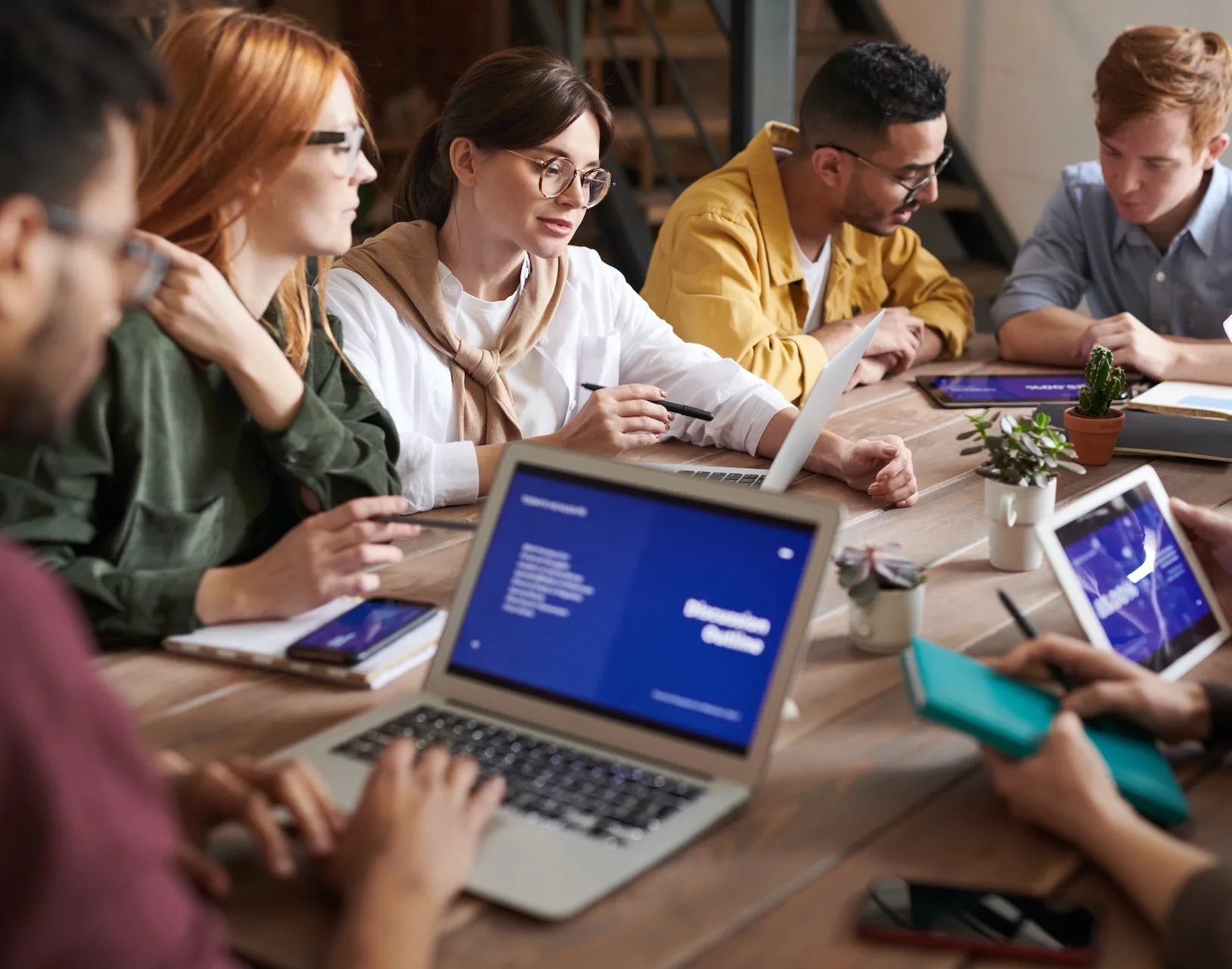 Students collaborating and learning together